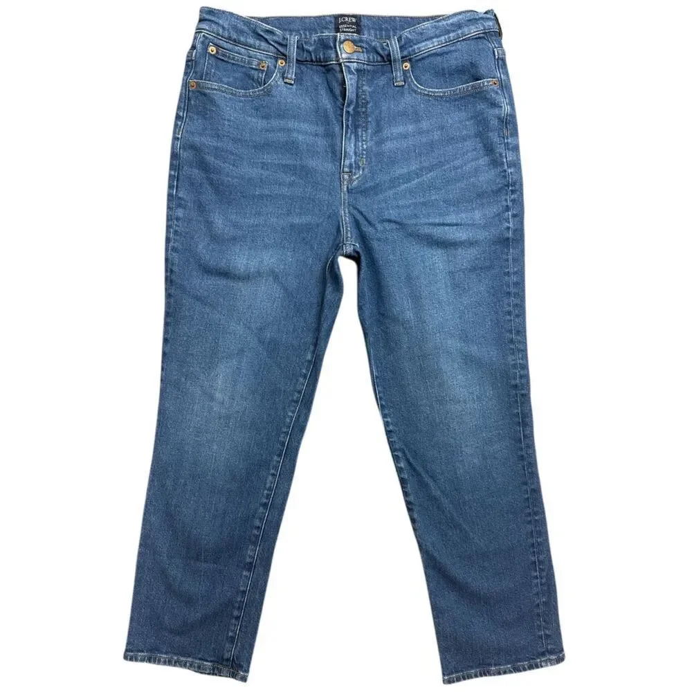 J.Crew Essential Straight Jean Size: 31